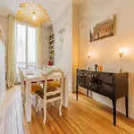 Superb Central 2Bdr 4P Apartment - Palais Royal